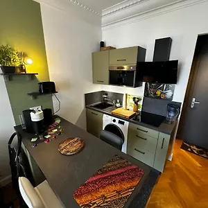 studio-neuf-et-proche-des-plages-de-juan-les-pins.fr-provencehotel.com/
