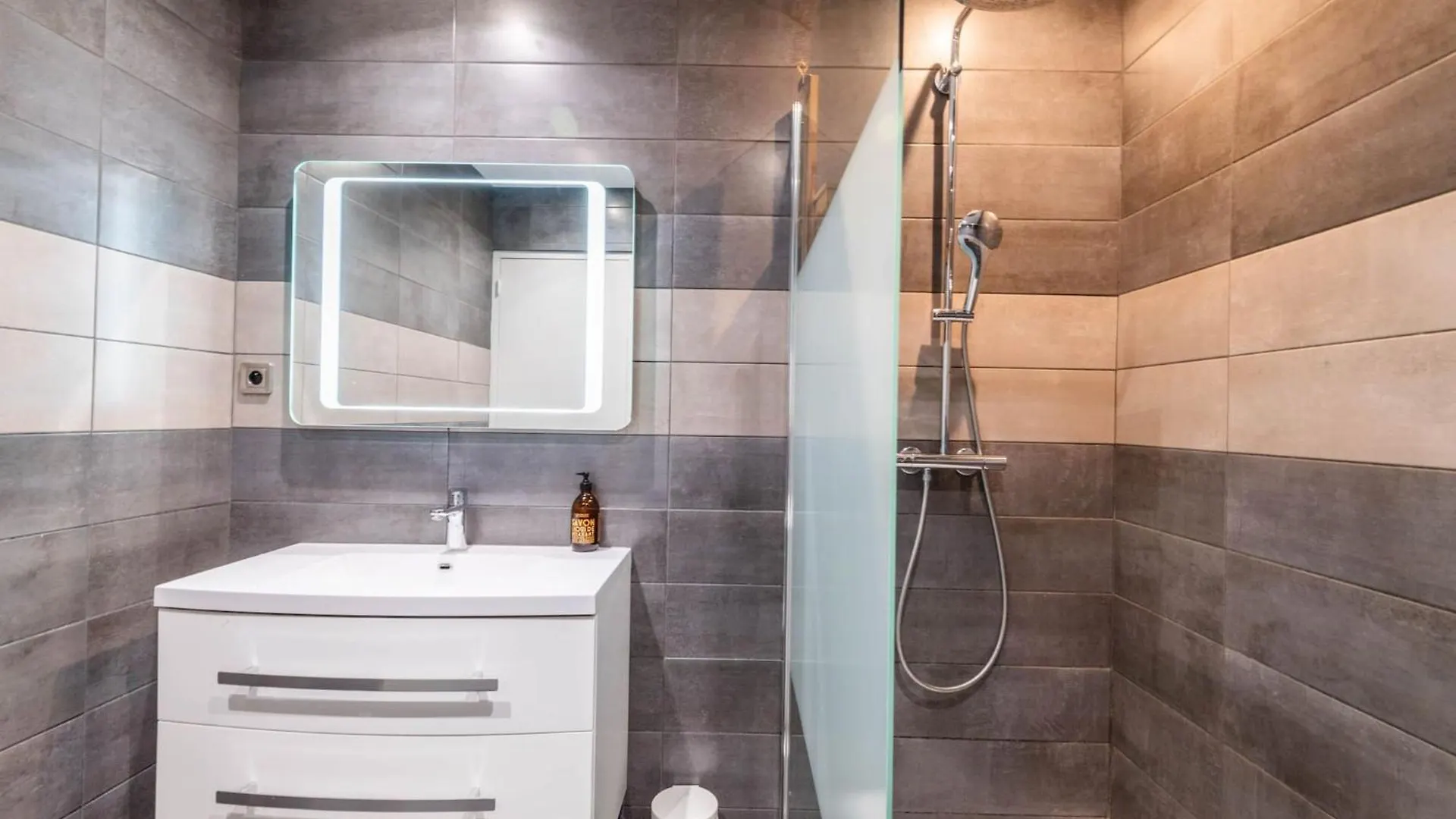 Smartstay Le Thiou - Annecy Centre France