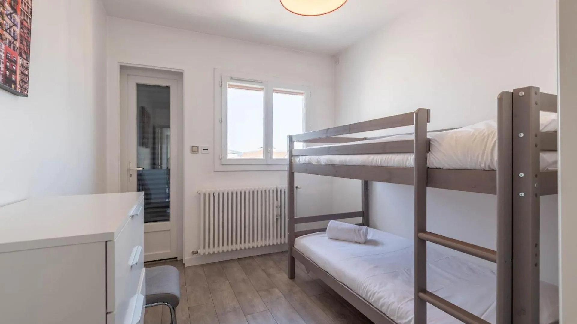Smartstay Le Thiou - Annecy Centre 0*,  France